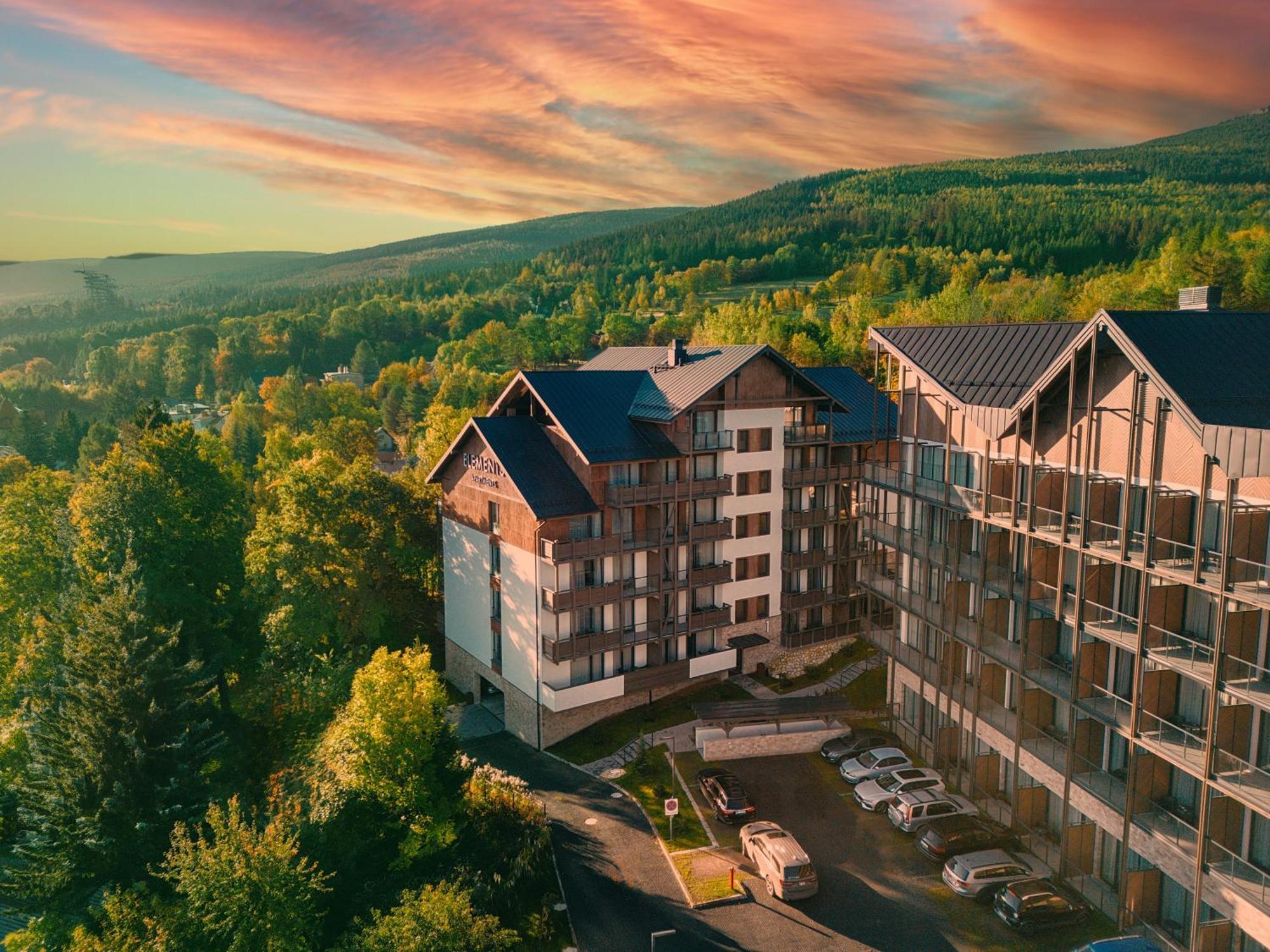 Elements Aparthotel